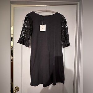 Dark gray Umgee dress, size small. NWT
